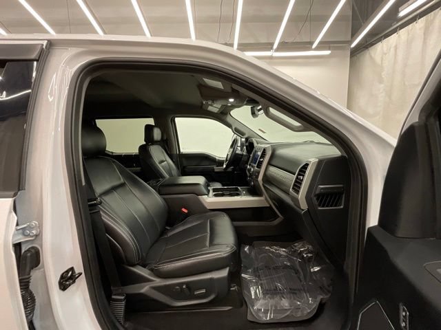 Used 2020 Ford F250 Lariat w/ Lariat Ultimate Package AWD/4WD image 23