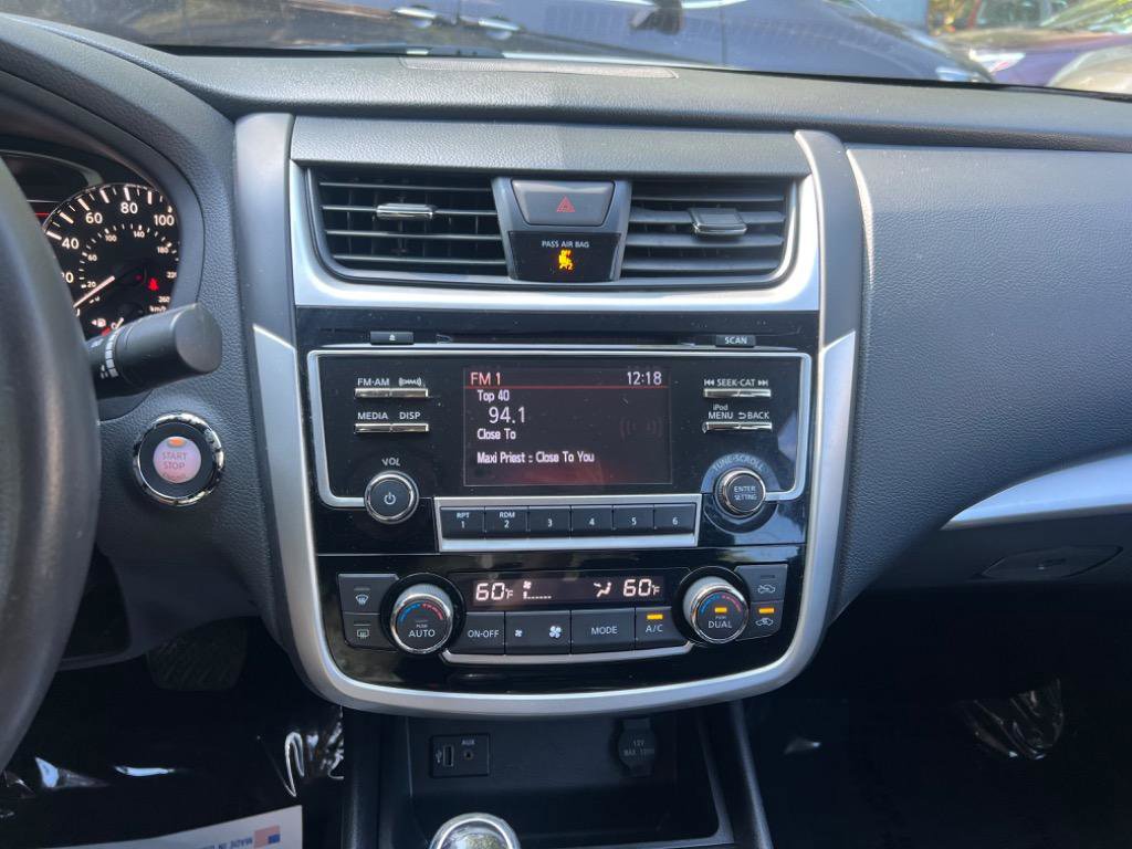 Used 2018 Nissan Altima 2.5 SV FWD image 27