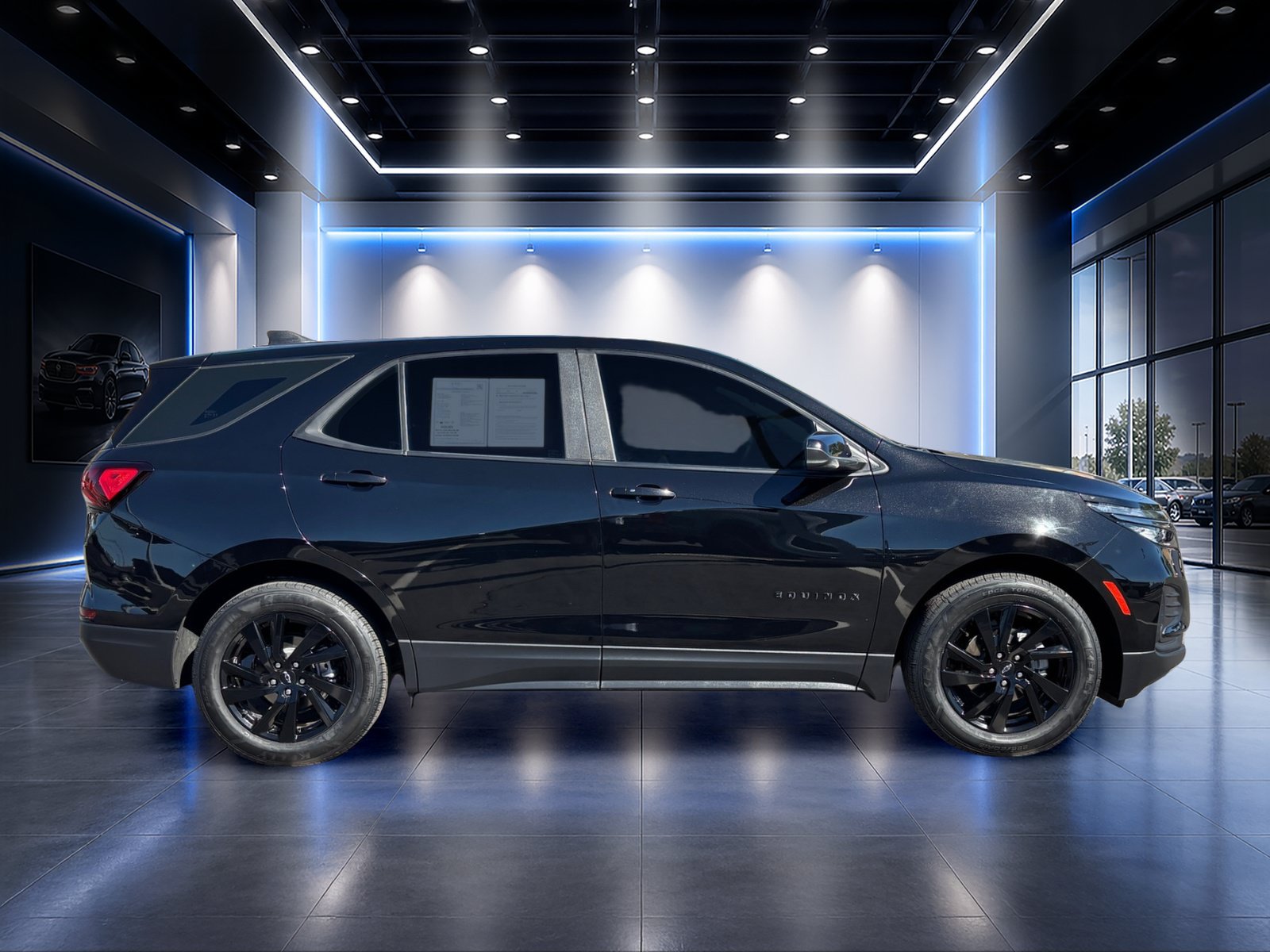 Used 2024 Chevrolet Equinox LS w/ Midnight Edition FWD image 3