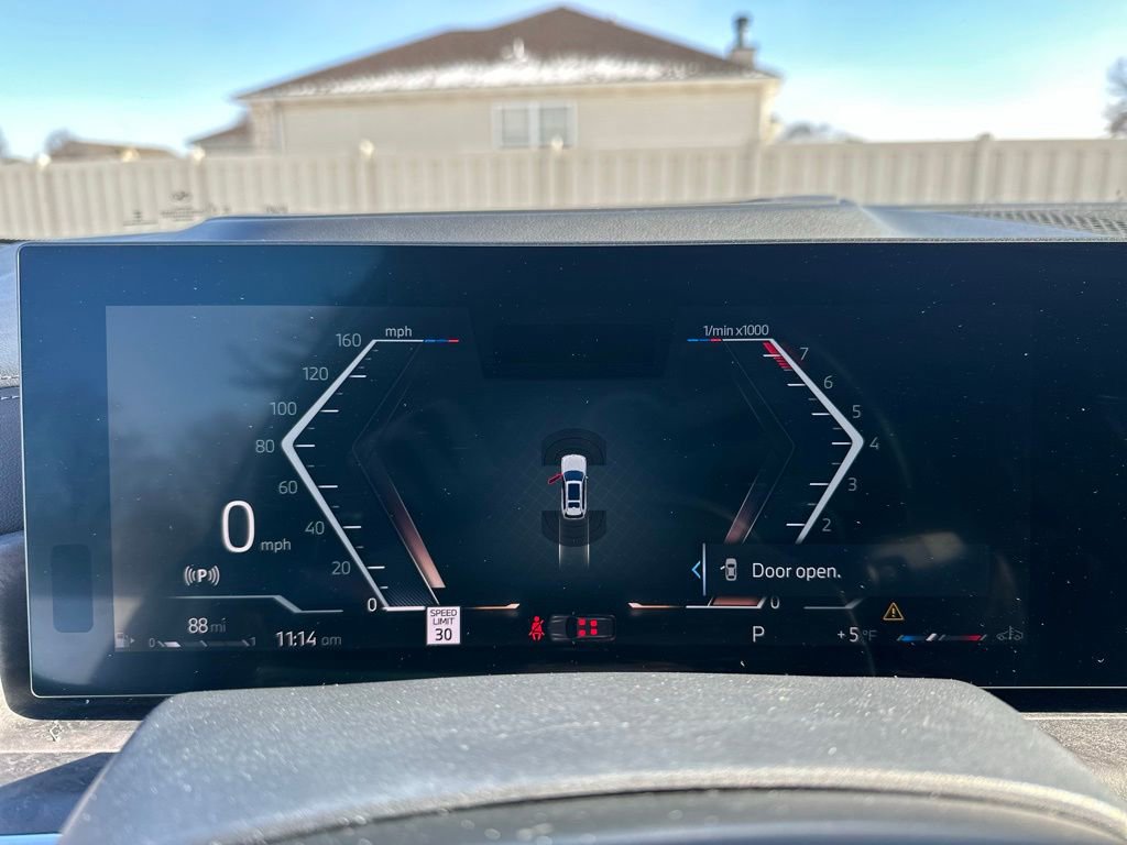 Used 2023 BMW X7 xDrive40i w/ M Sport Package image 36