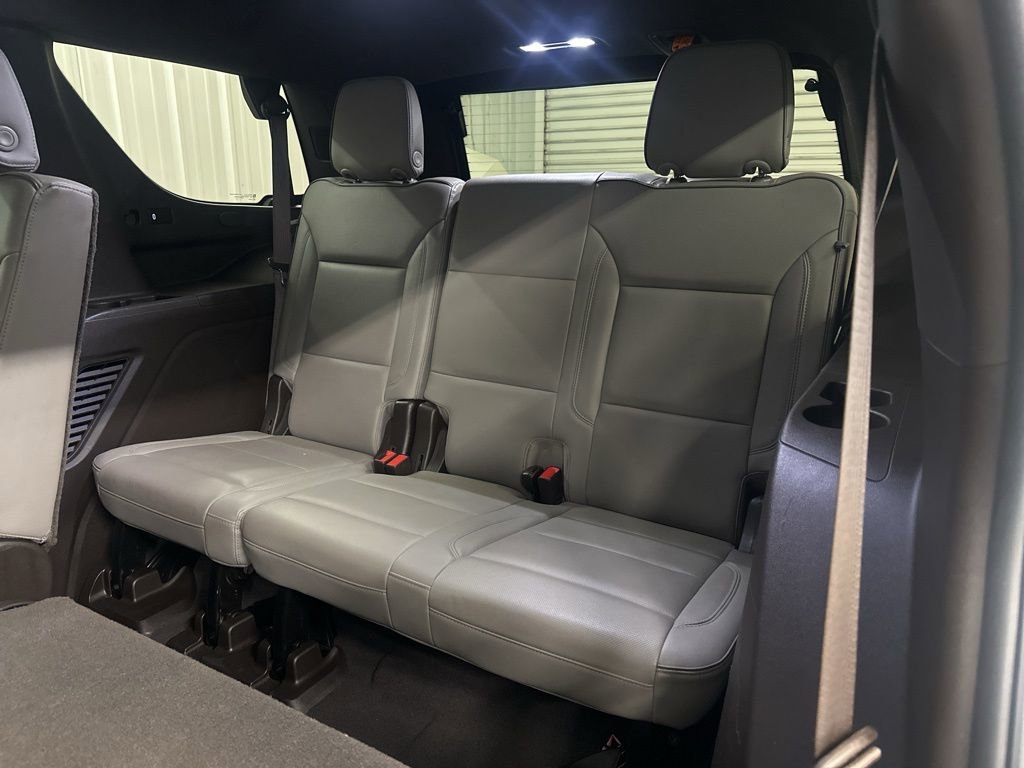 Used 2021 GMC Yukon SLT image 32