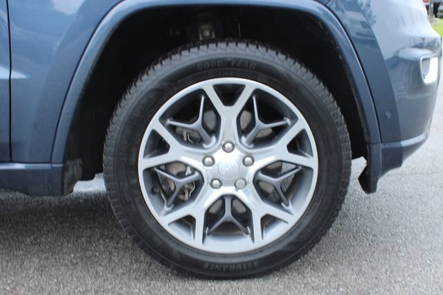 Used 2021 Jeep Grand Cherokee Overland w/ Protech Group AWD/4WD image 39