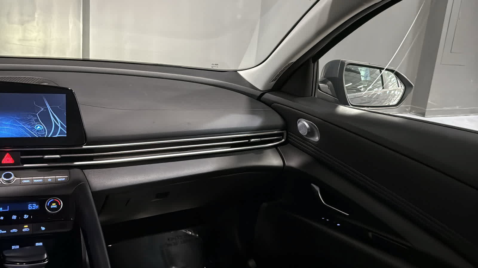 Used 2023 Hyundai Elantra SEL w/ Convenience Package FWD image 21