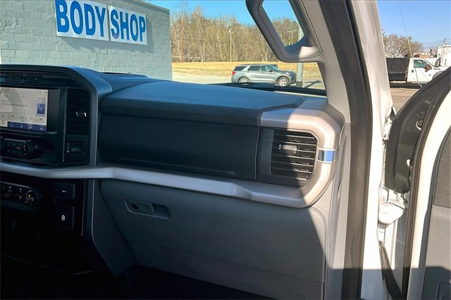 Used 2023 Ford F150 XLT image 16