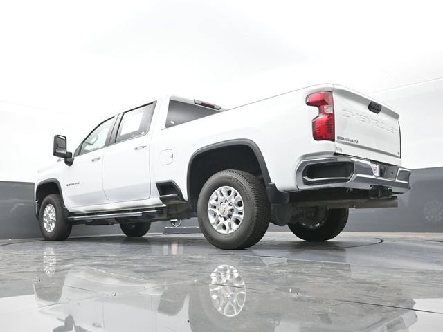 Used 2024 Chevrolet Silverado 2500 LT AWD/4WD image 46
