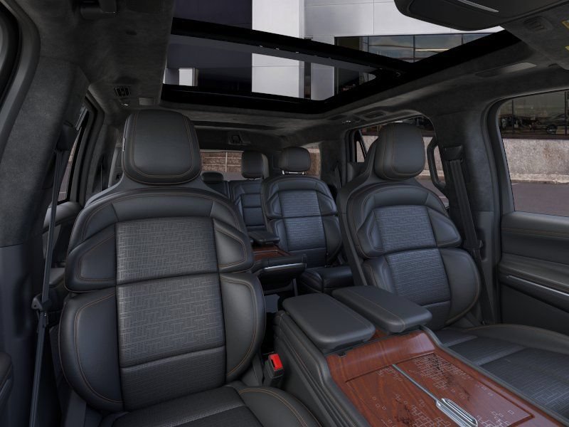 New 2026 Lincoln Navigator Black Label AWD/4WD image 10