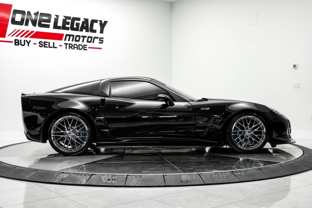 Used 2011 Chevrolet Corvette ZR1 w/ Preferred Equipment Group RWD image 5