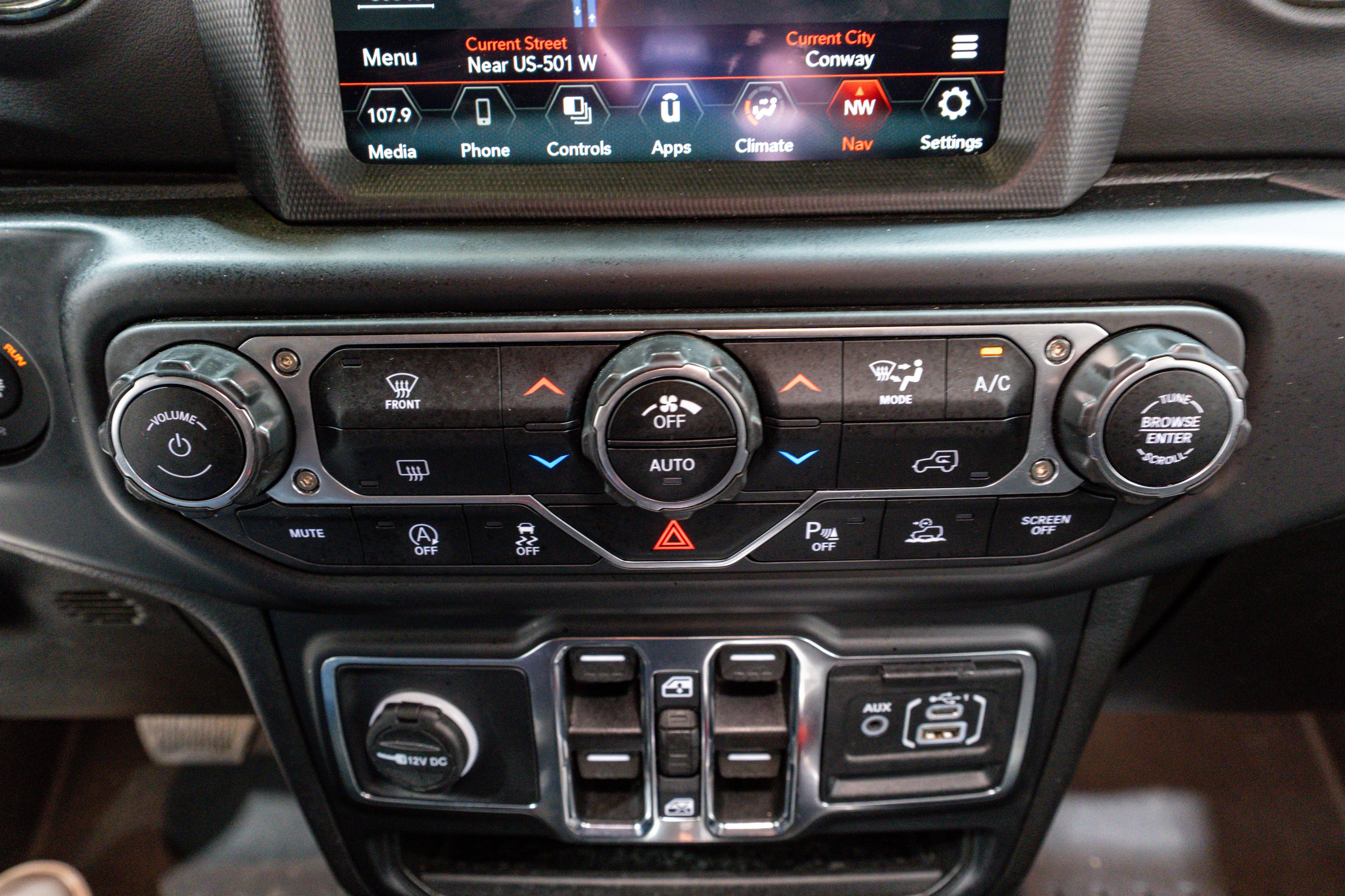 Used 2023 Jeep Gladiator Overland AWD/4WD image 22