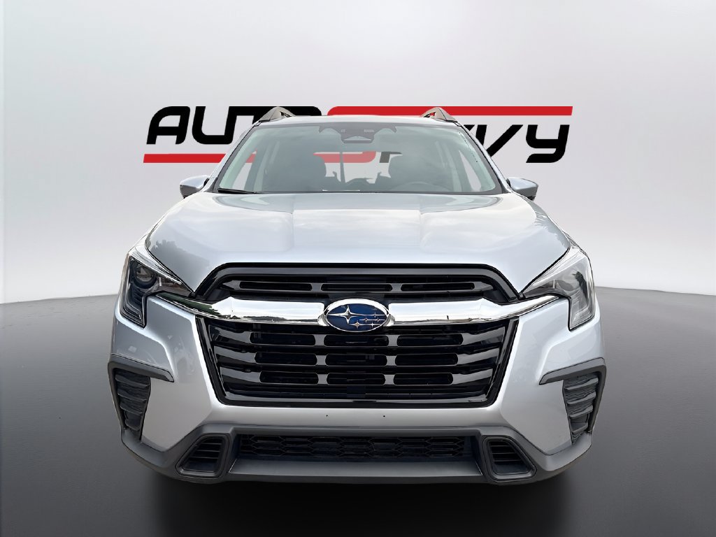 Used 2024 Subaru Ascent Premium w/ Convenience Package AWD/4WD image 2