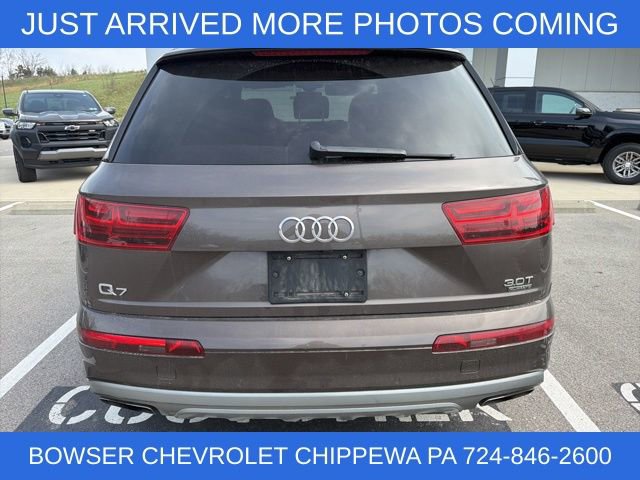 Used 2017 Audi Q7 3.0T Premium Plus image 3