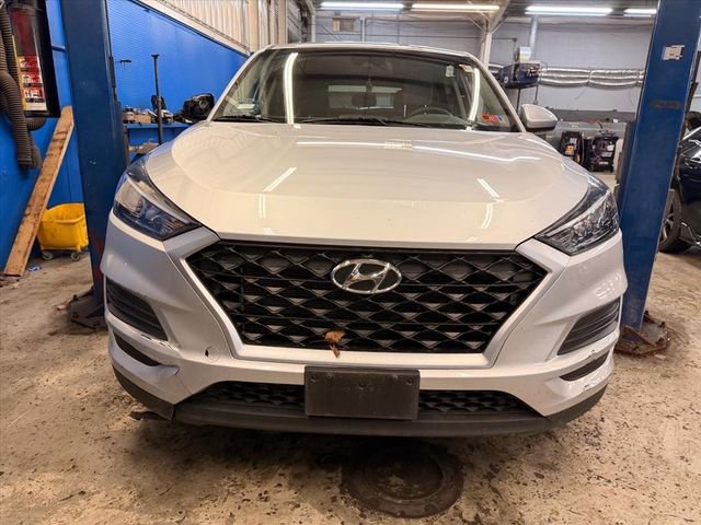 Used 2019 Hyundai Tucson SE w/ Cargo Package image 2