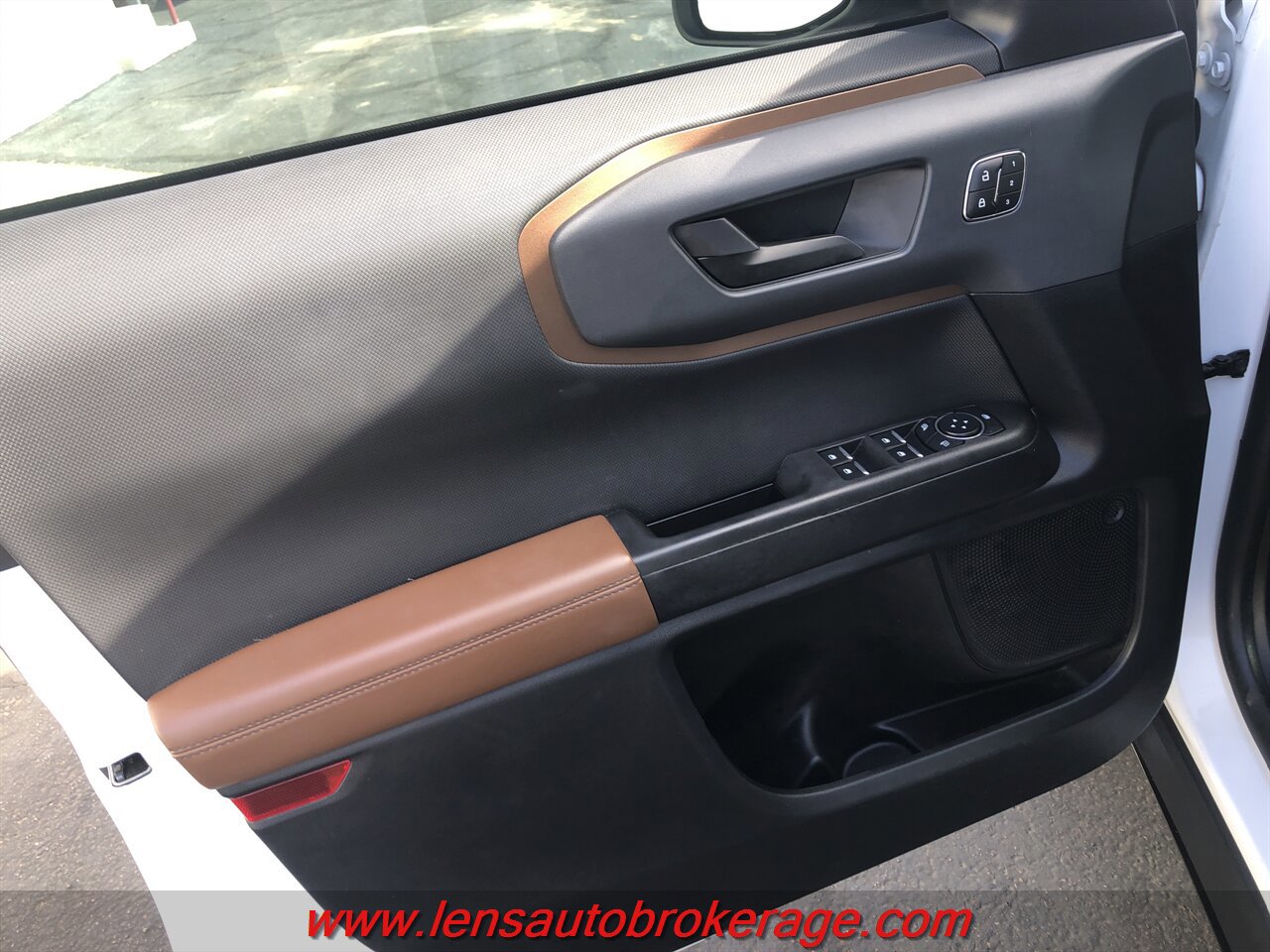 Used 2023 Ford Bronco Sport Outer Banks AWD/4WD image 9