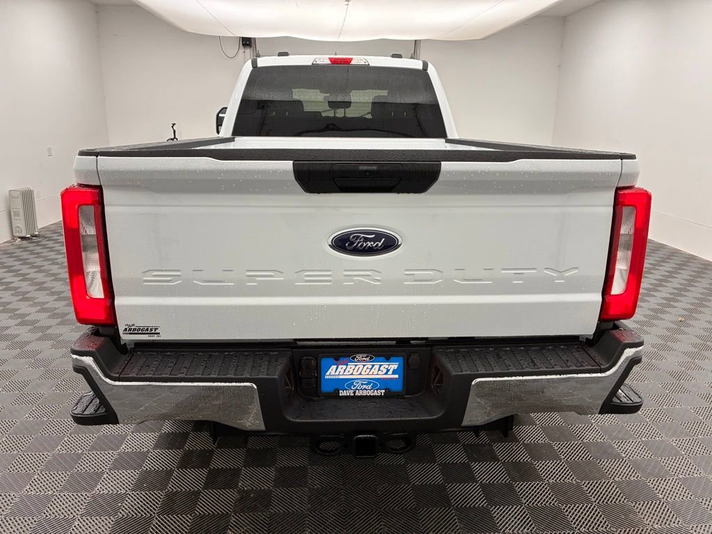 New 2026 Ford F350 XLT image 7