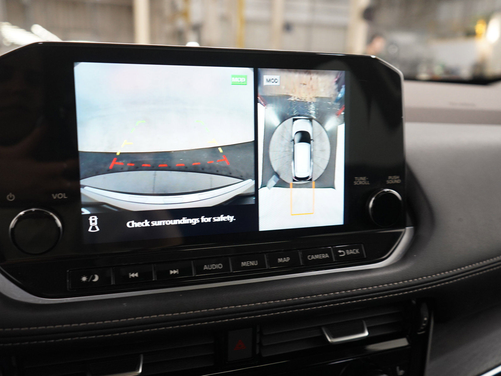 Used 2022 Nissan Rogue Platinum w/ Head-Up Display Package image 27