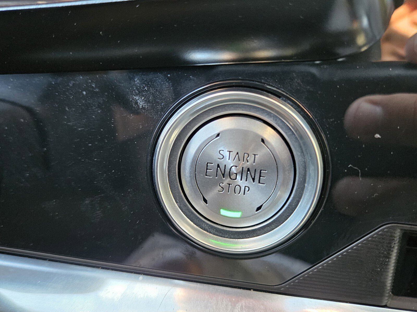 Certified 2020 Chevrolet Corvette Stingray Preferred Cpe w/ 2LT Preferred Equipment Group image 25