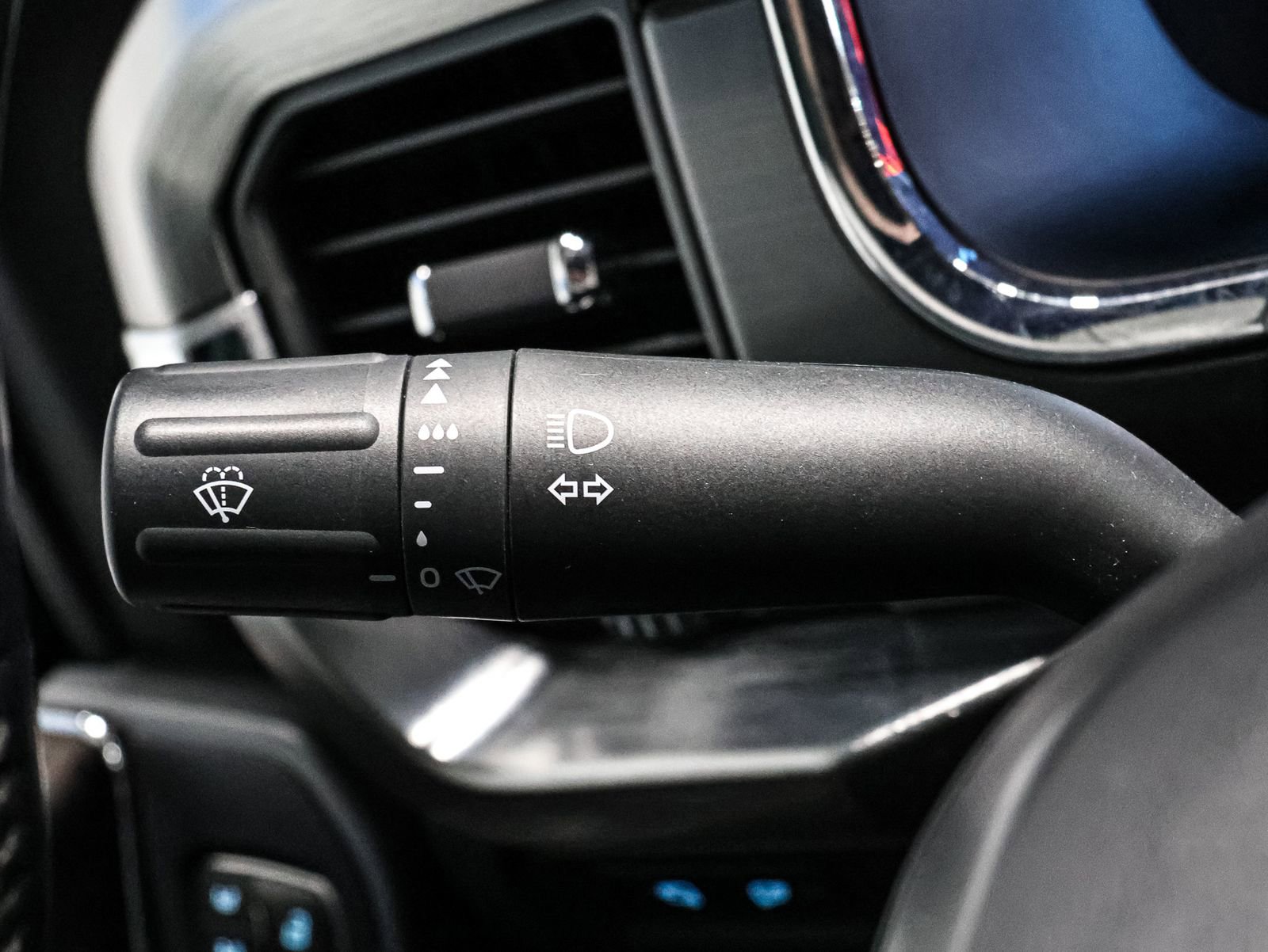 Certified 2021 Ford F150 Lariat image 36