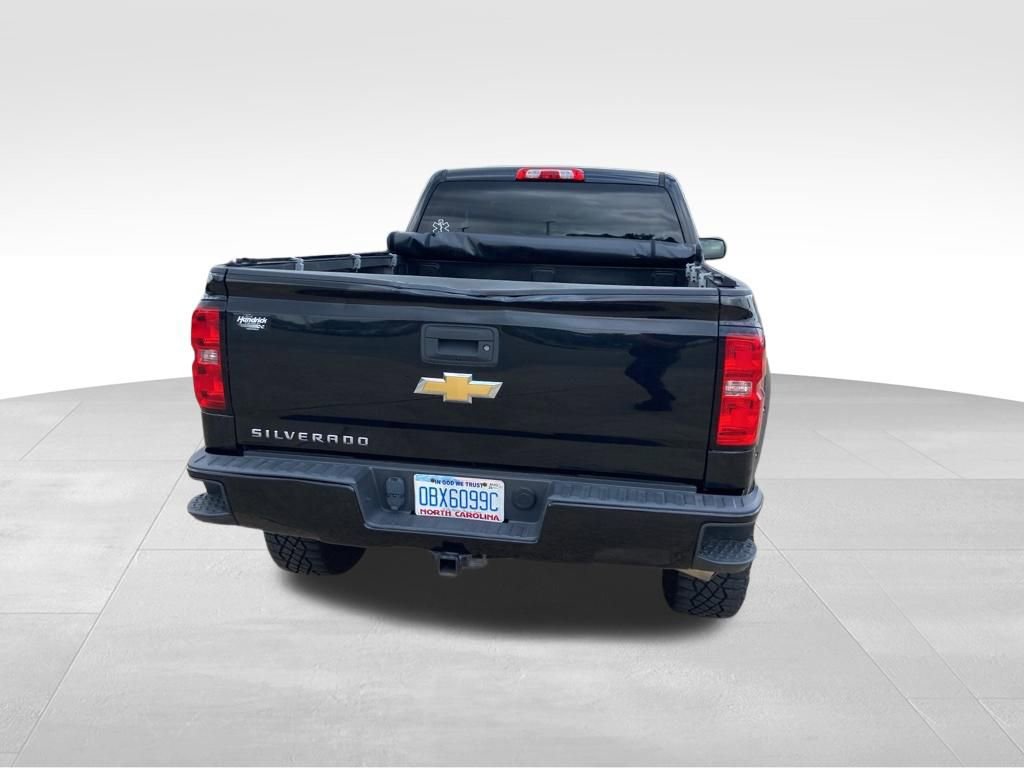 Used 2018 Chevrolet Silverado 1500 Custom w/ Custom Value Package AWD/4WD image 14