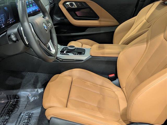Used 2024 BMW 230i Coupe w/ Convenience Package RWD image 17