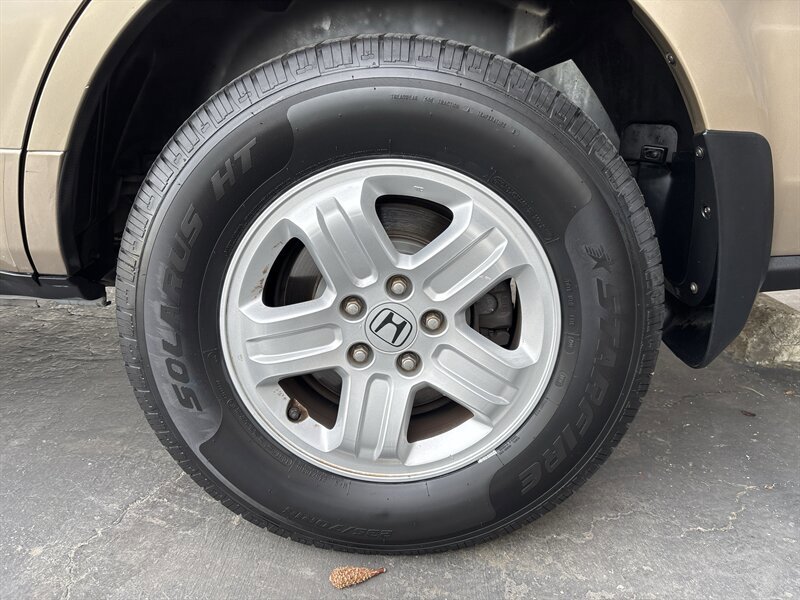 Used 2006 Honda Pilot LX image 19