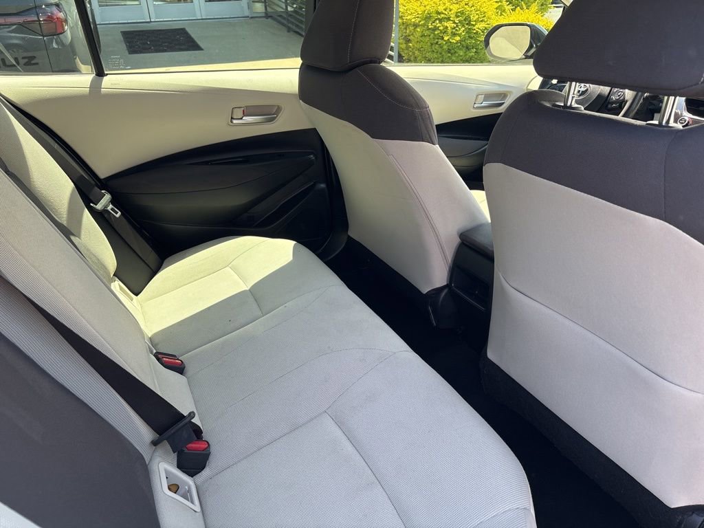 Used 2021 Toyota Corolla LE FWD image 14