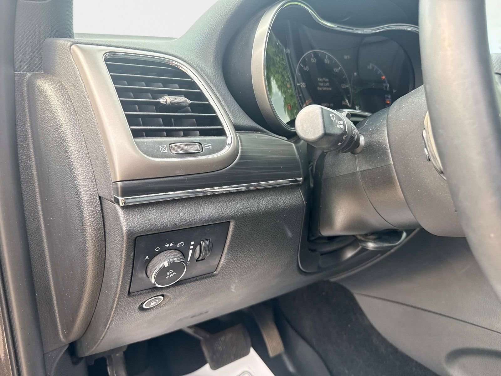 Used 2021 Jeep Grand Cherokee Limited RWD image 30
