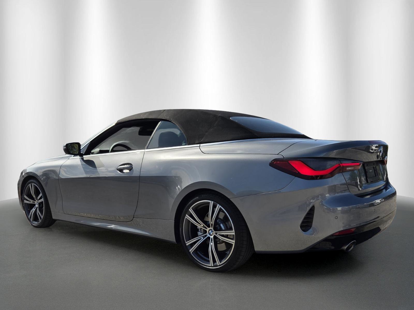 Certified 2024 BMW 430i Convertible w/ Convenience Package RWD image 5