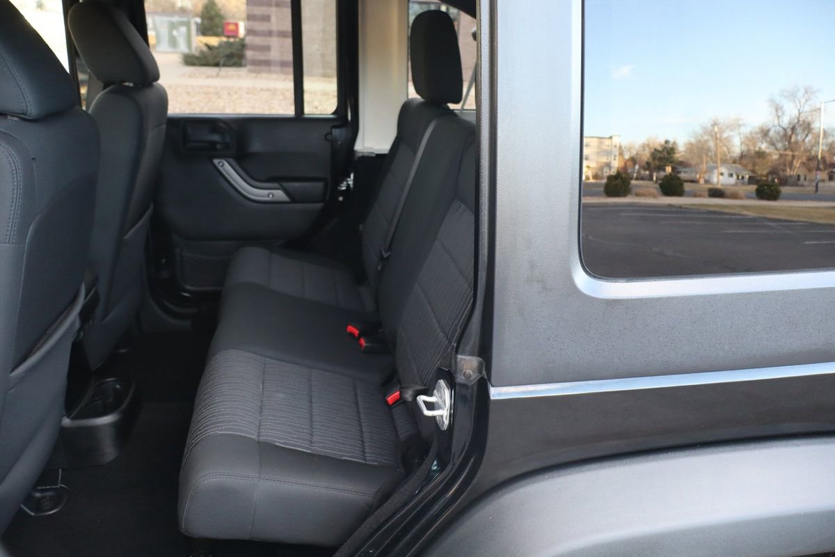 Used 2012 Jeep Wrangler Unlimited Sport image 21