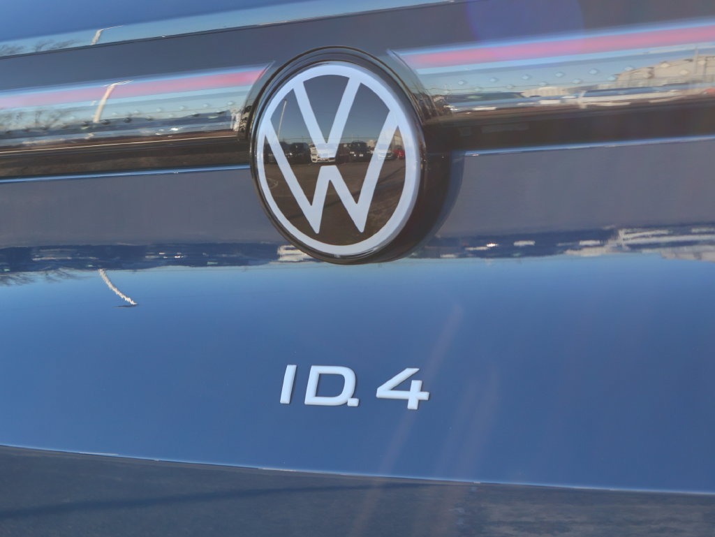 New 2026 Volkswagen ID.4 Pro S AWD/4WD image 34
