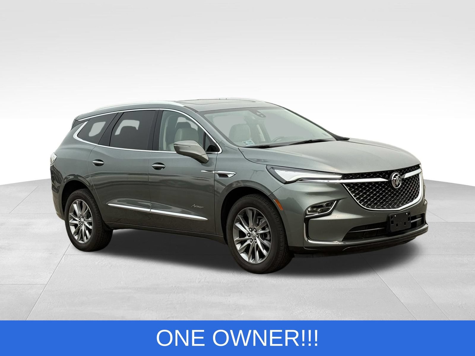 Used 2023 Buick Enclave Avenir w/ Avenir Technology Package AWD/4WD image 13