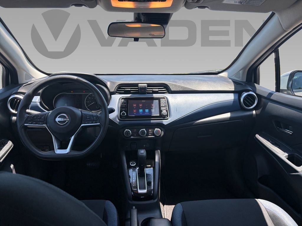 Used 2023 Nissan Versa SV FWD image 1