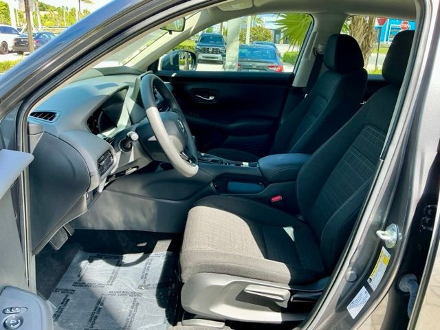 Certified 2025 Honda HR-V LX image 8