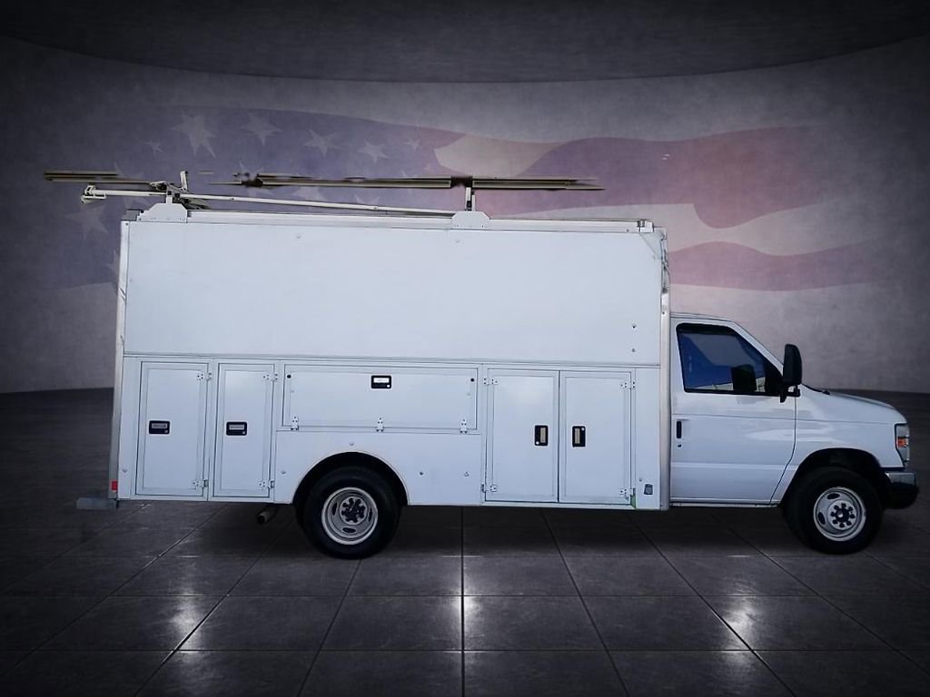 Used 2015 Ford E-450 and Econoline 450 Super Duty w/ Power Windows & Locks Group image 6