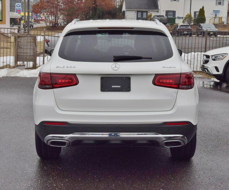 Used 2022 Mercedes-Benz GLC 300 4MATIC w/ Premium Package Lite image 5