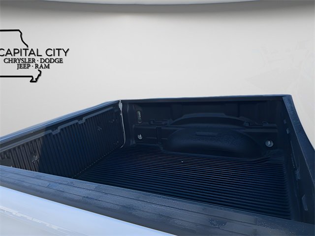 Used 2025 RAM 1500 Laramie image 5