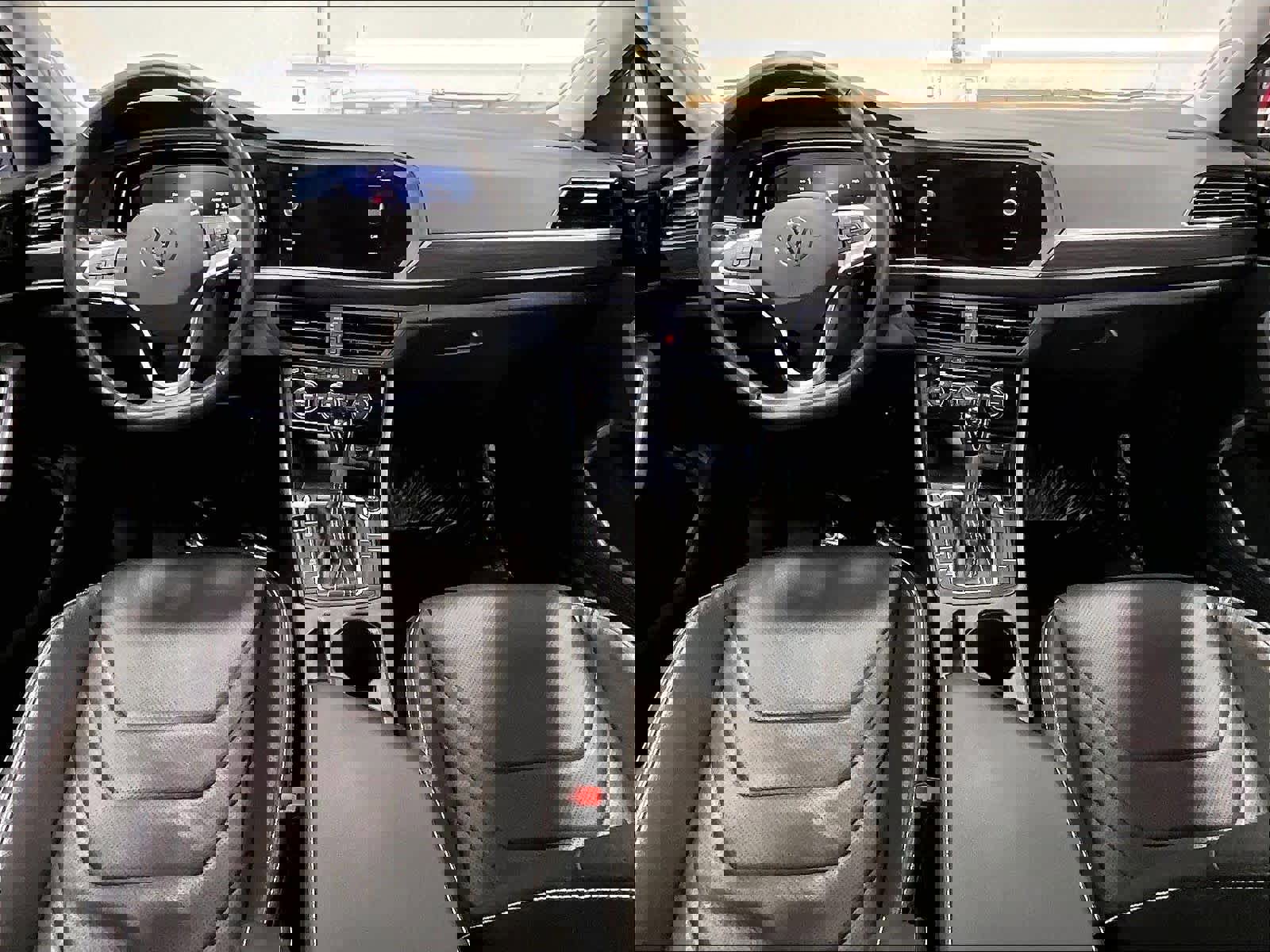 Used 2024 Volkswagen Jetta SEL image 18