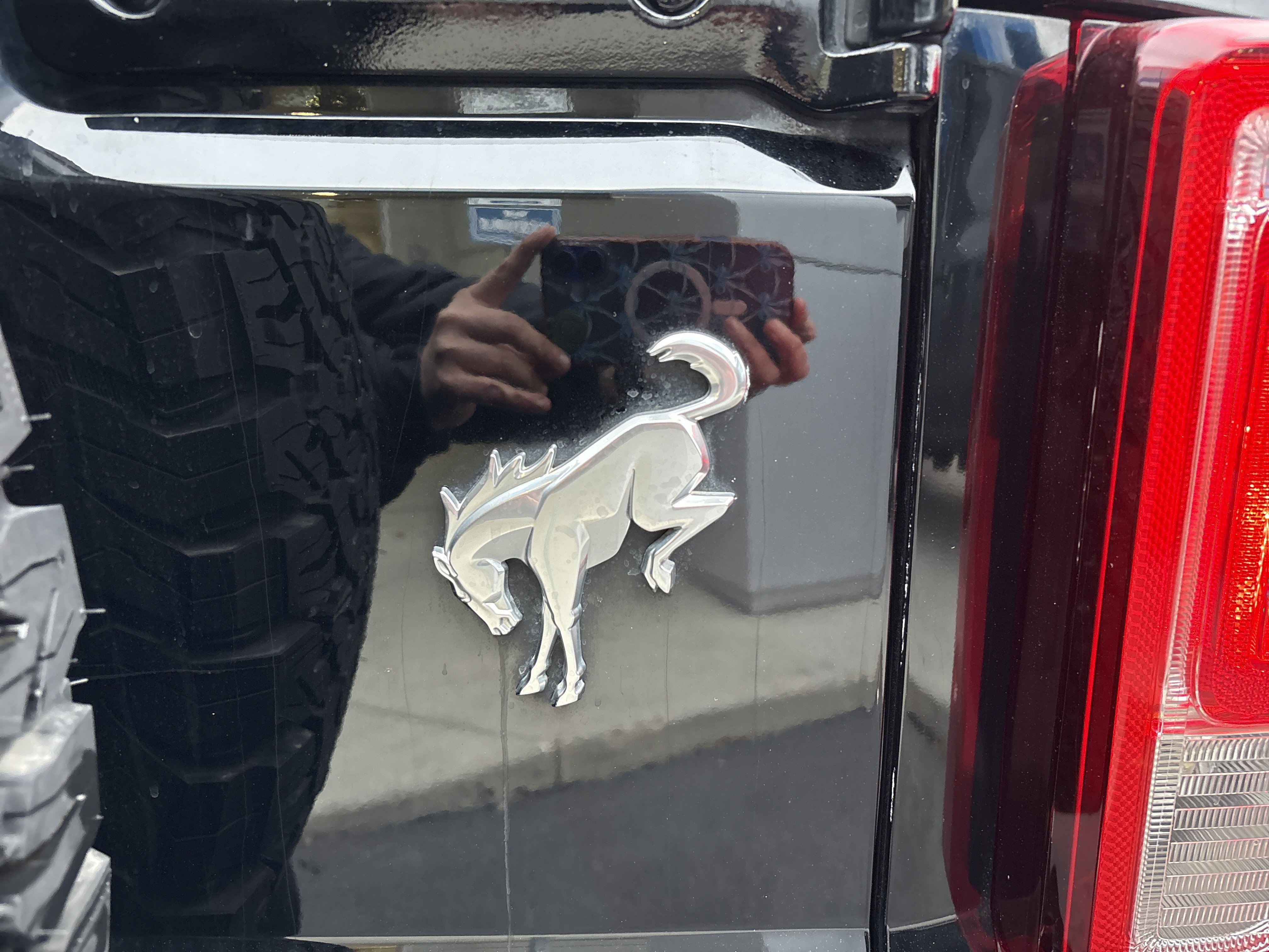 Used 2021 Ford Bronco Black Diamond w/ Sasquatch Package image 31