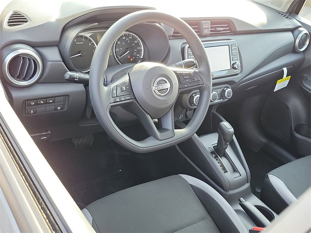 New 2025 Nissan Versa S w/ Trunk Package image 4