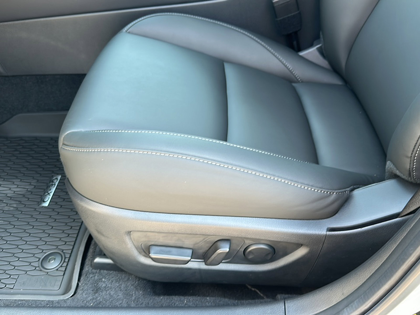 New 2025 MAZDA CX-30 AWD 2.5 S w/ Preferred Package image 12