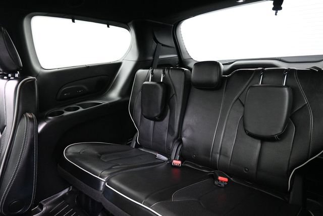 Used 2019 Chrysler Pacifica Limited w/ S Appearance Package FWD image 13