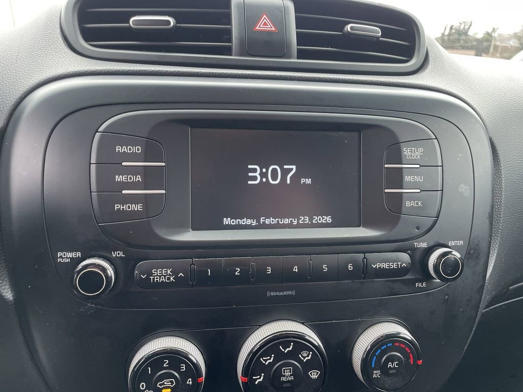 Used 2018 Kia Soul FWD image 10