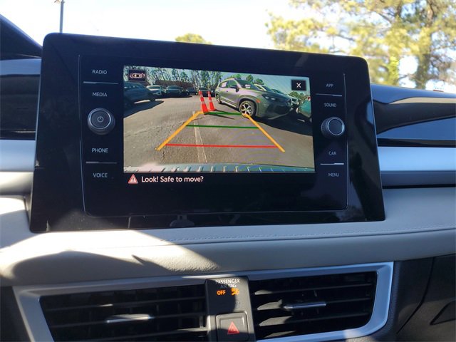 New 2026 Volkswagen Taos SE image 24