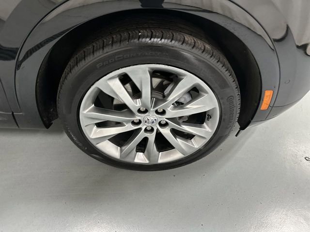 Used 2023 Buick Envision Avenir image 18