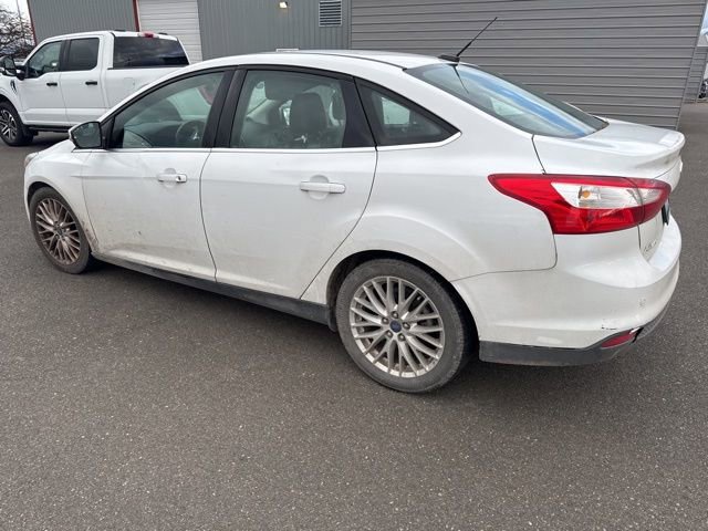 Used 2012 Ford Focus SEL image 2