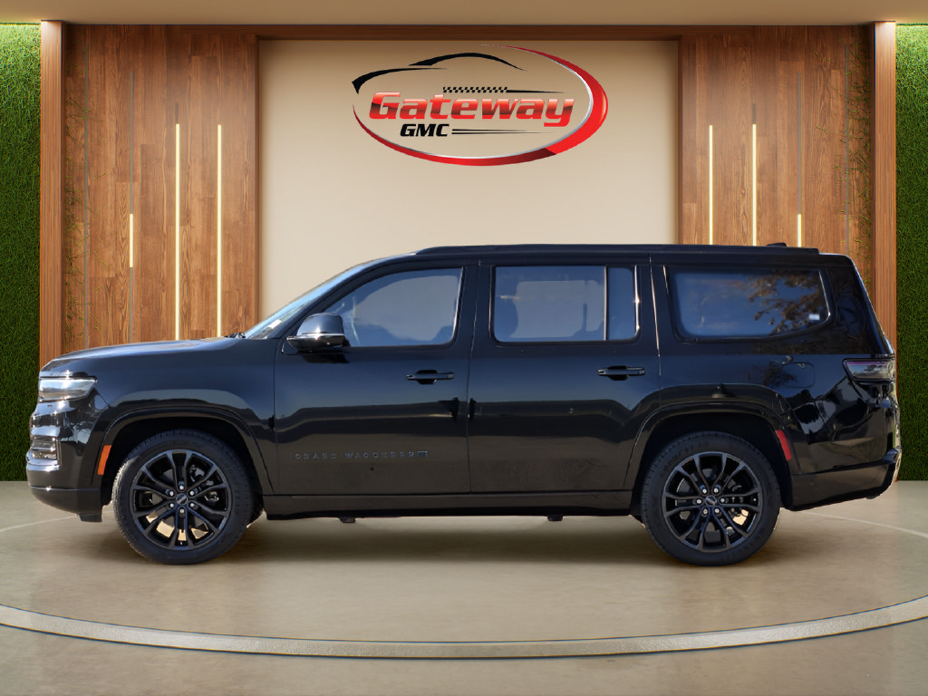 Used 2023 Jeep Grand Wagoneer Series II AWD/4WD image 8
