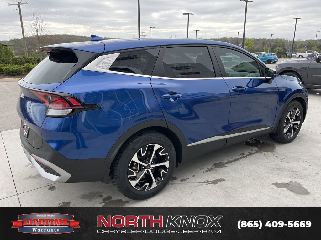 Used 2023 Kia Sportage EX image 18