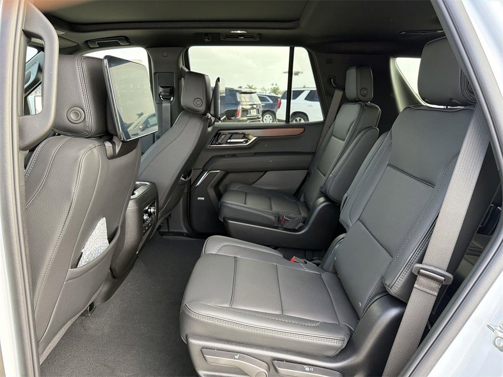 New 2026 GMC Yukon Denali w/ Denali Reserve Package image 26