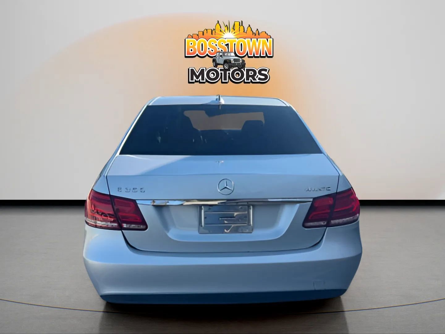 Used 2014 Mercedes-Benz E 350 4MATIC Sedan image 4
