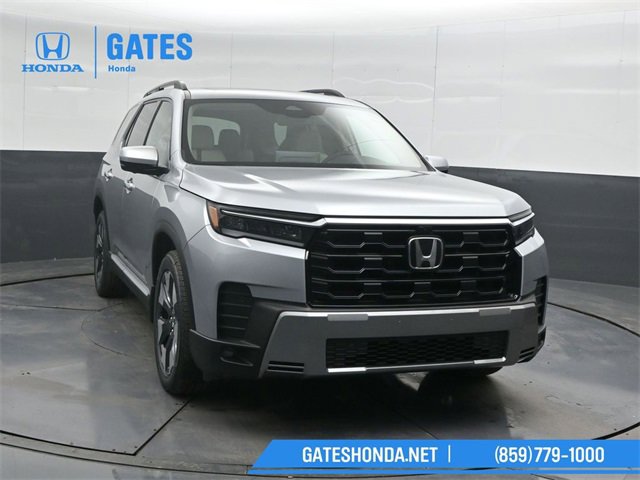 New 2026 Honda Pilot Touring image 5