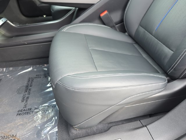 Certified 2024 Cadillac Lyriq Luxury w/ LPO, Floor Liner Package AWD/4WD image 27