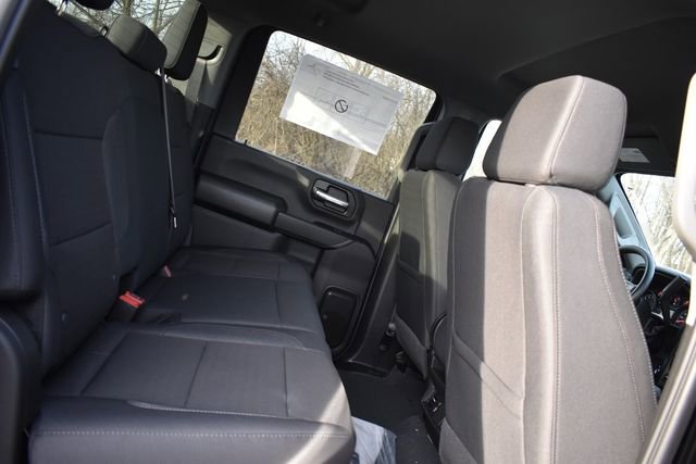 New 2026 Chevrolet Silverado 2500 Custom w/ Custom Value Package image 17